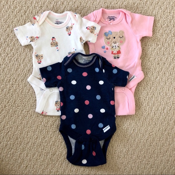 Gerber Other - ❌SOLD❌Gerber’s Preemie Baby Girl’s Bodysuits